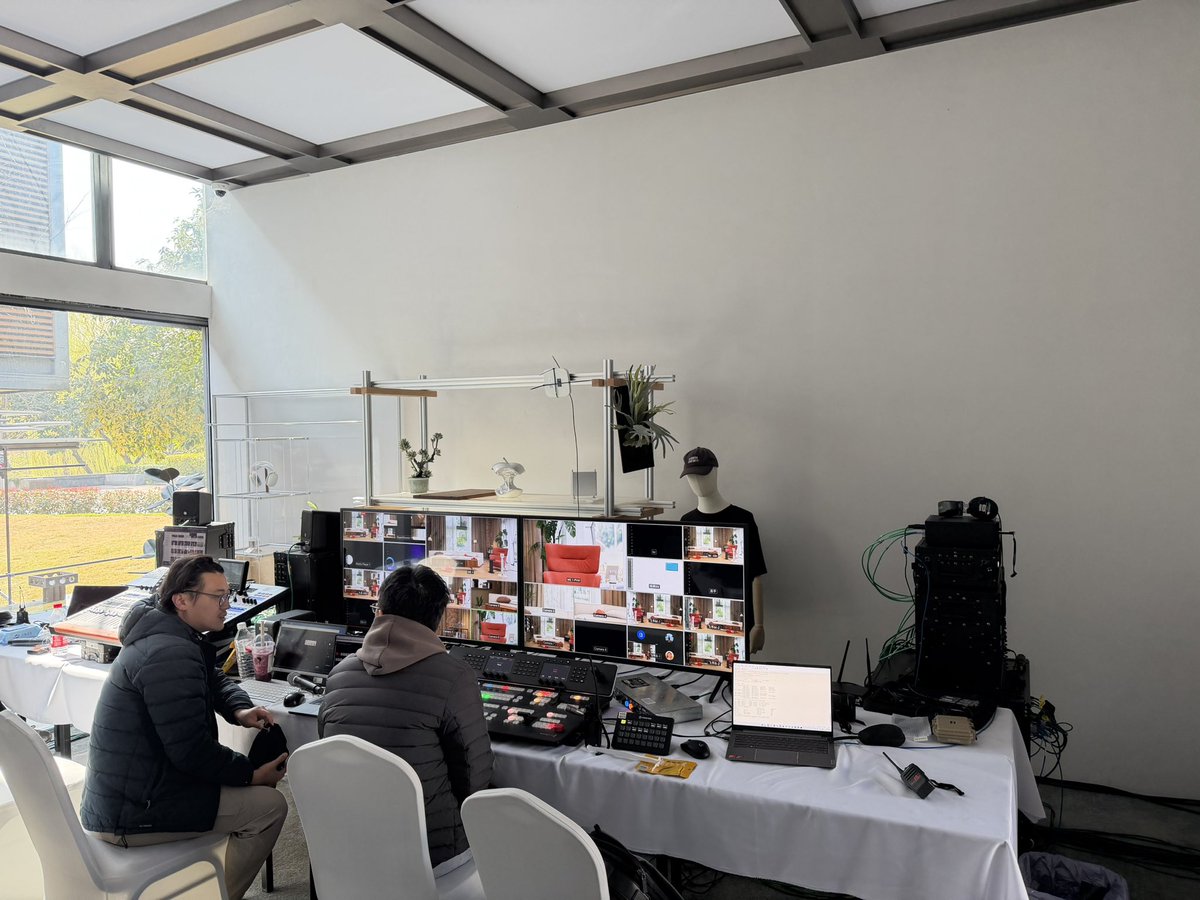 Yifeng Wang tweet media