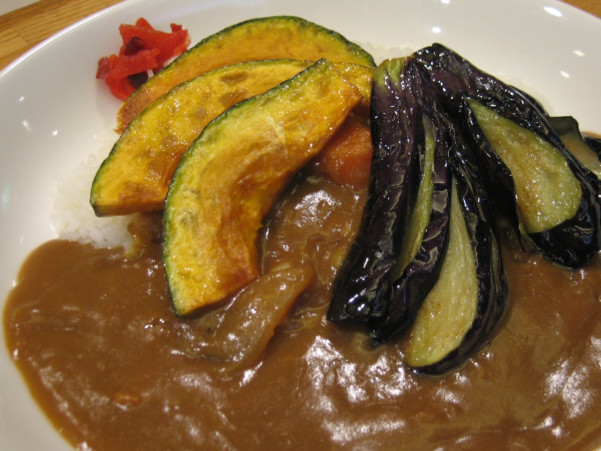 marchecom's tweet photo. 今週の週替わりメニュー🍽（3/17～3/22まで）

◎揚げ茄子とかぼちゃの辛口野菜カレー（サラダ付）
￥1430（税込）

今週はボリュームのある辛口野菜カレーです🍛
ご来店お待ちしております☺
＃川口グルメ https://t.co/neqSFGVBLP