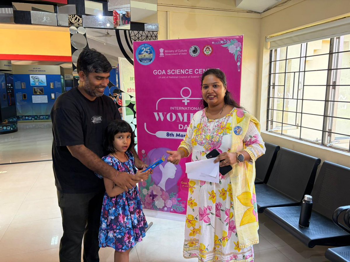 ncsmgoi's tweet image. 🌸 On the occasion of #InternationalWomensDay2026, @GSCPGoa, a unit of @ncsmgoi, @MinOfCultureGoI, hosted an interactive knowledge challenge and a creative craft session for girls and women. ✨

#WomenInSTEM #CreativeLearning #NCSM