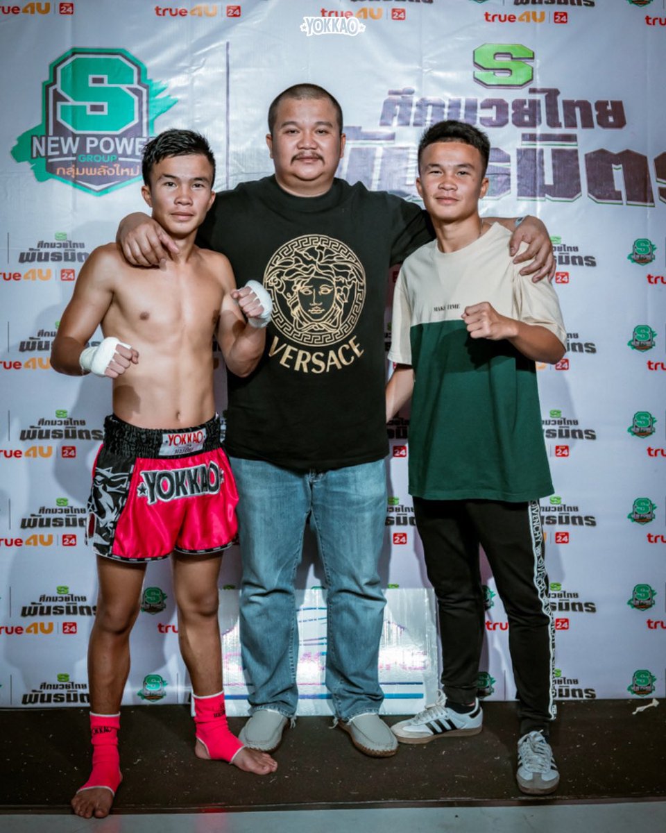 yokkaoboxing's tweet image. Yodpeth Oh from the YOKKAO Fight Team dominates at Siam Stadium and secures a huge KO victory today 🥊🔥
Another strong performance showing the power and determination of the team.
#muaythai #fight #fighting
