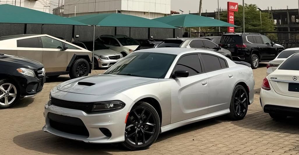 Abj_Auto_cars's tweet image. ‼️ DODGE CHARGER R/T — 2022
📃 DUTY: Original custom duty ☑️
🏷️ PRICE: DM OR CALL
📍 LOCATION: #Abuja 🇳🇬
📞 CALL/WHATSAPP: 08052712169 / 09112199464

American muscle — 5.7L HEMI V8, 50k miles, bold stance &amp;amp; pure presence the road announces itself. DM or CALL  #Dodge #Charger