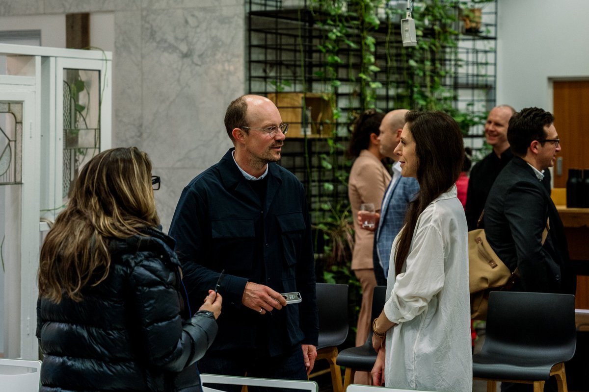 Plus Eight, powered by Spacecubed tweet media