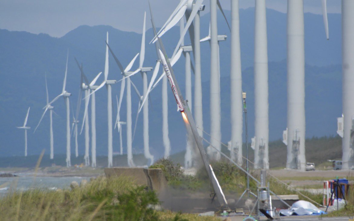 naft_linkspace's tweet image. 🌸 名大合格おめでとうございます！ 🌸
名古屋大学宇宙開発チームNAFTでは
・ロケット
・MARSローバー
・CanSat
などを設計・開発しています！文理問わず、ものづくりが好きなメンバーが勢揃い。まずは新歓イベントで、僕たちの活動を見に来てください！
#春から名大 #名大新歓 #NAFT