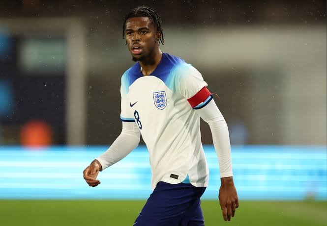 Vince™ tweet media