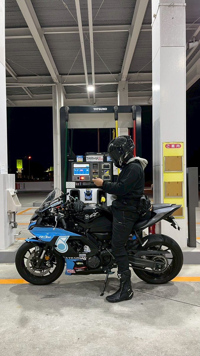 👦🏻も無事バイク復活したみたい
事故なく安全運転でお願いしますよおお
#R7 #yamaha