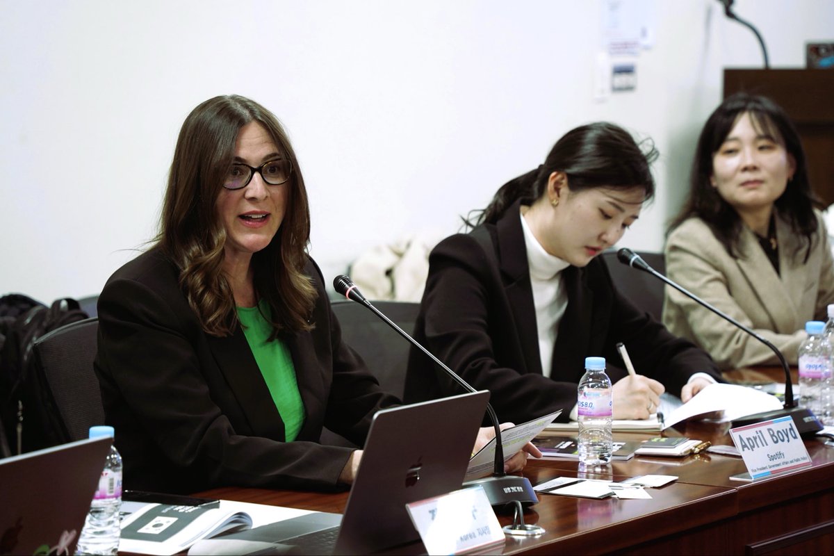 SpotifyPolicy tweet media