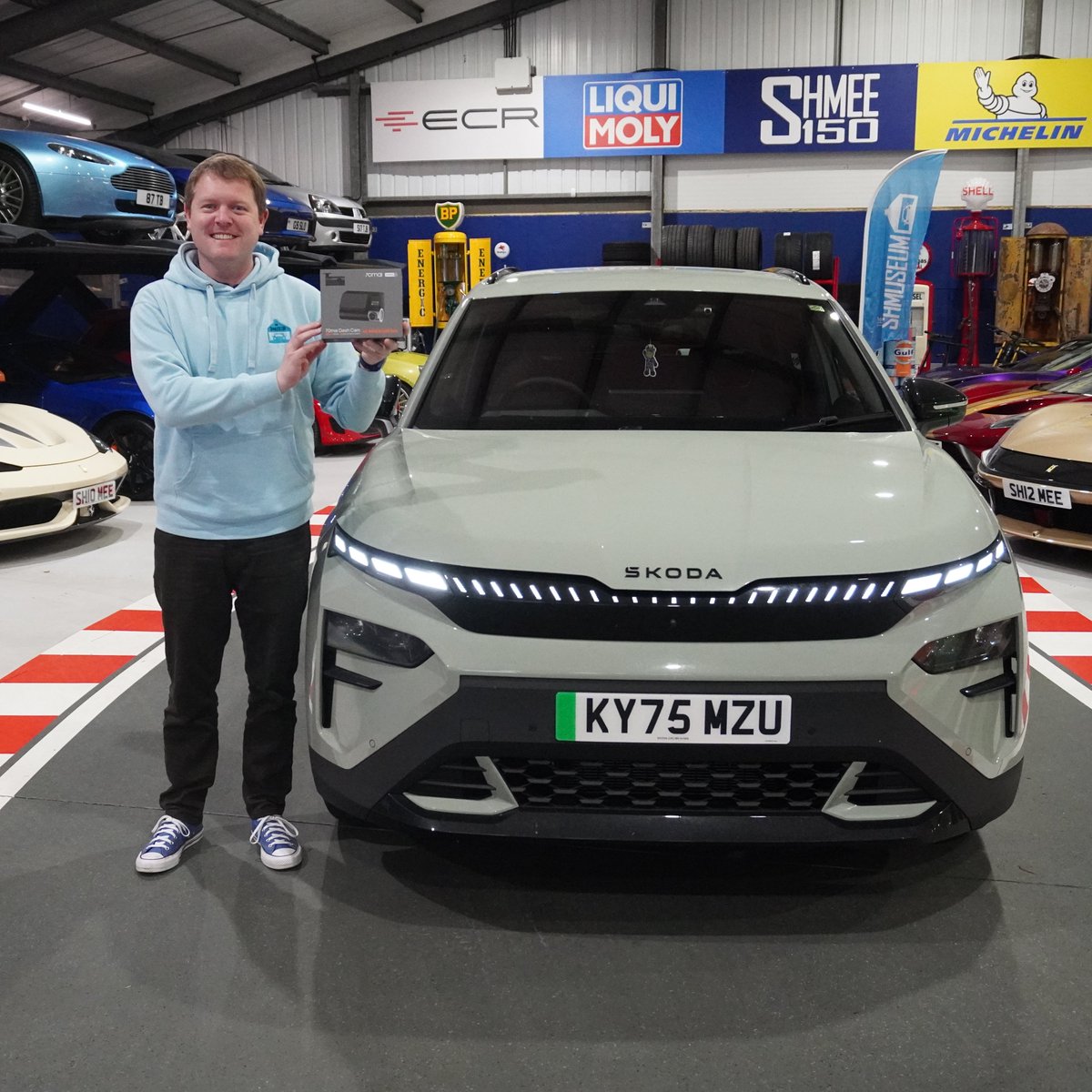 Shmee150 tweet media