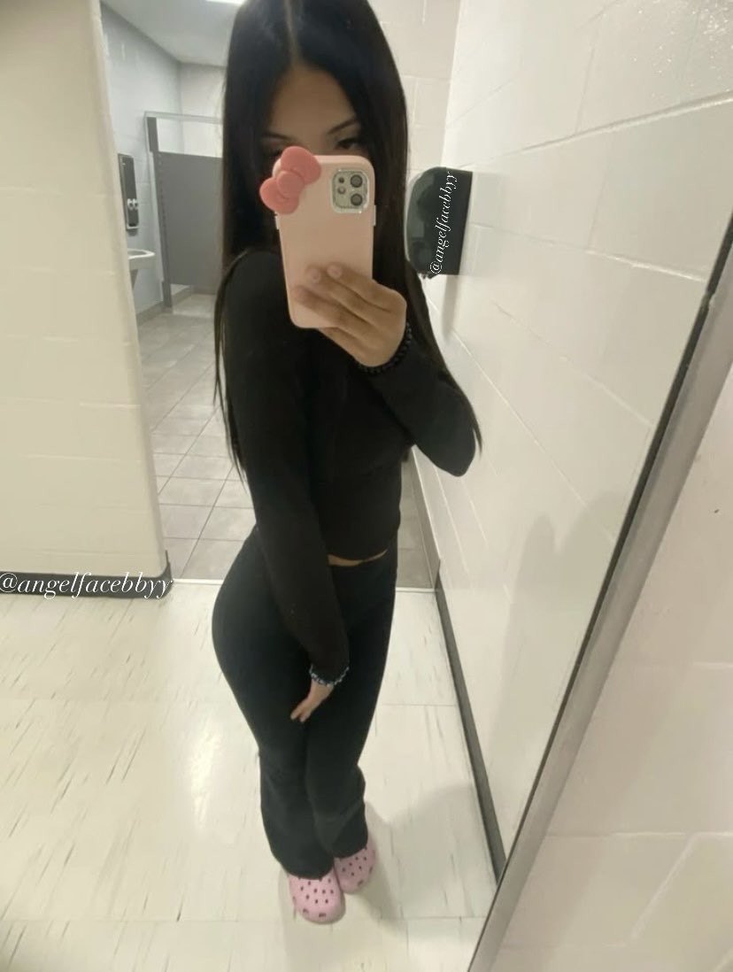 tessa ✿ tweet media