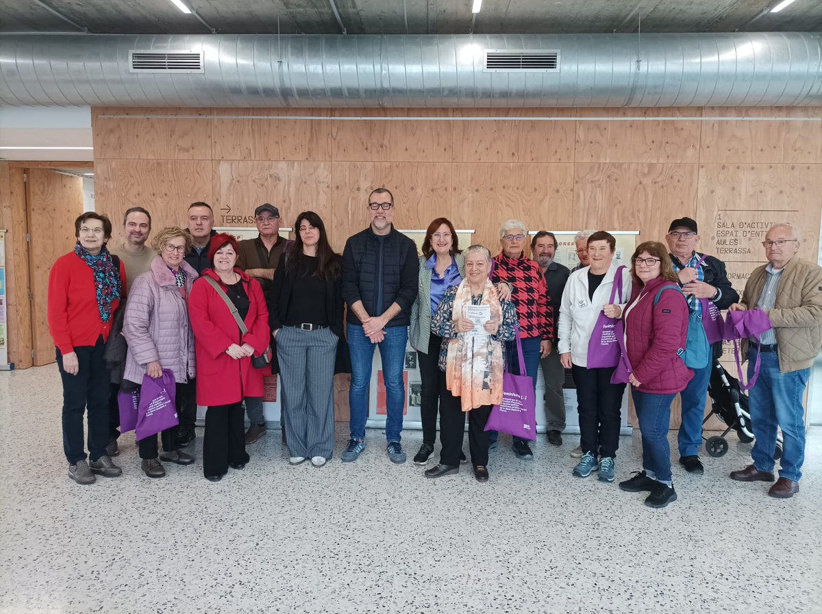 Federació d'Associacions Veïnals de Sant Boi tweet media
