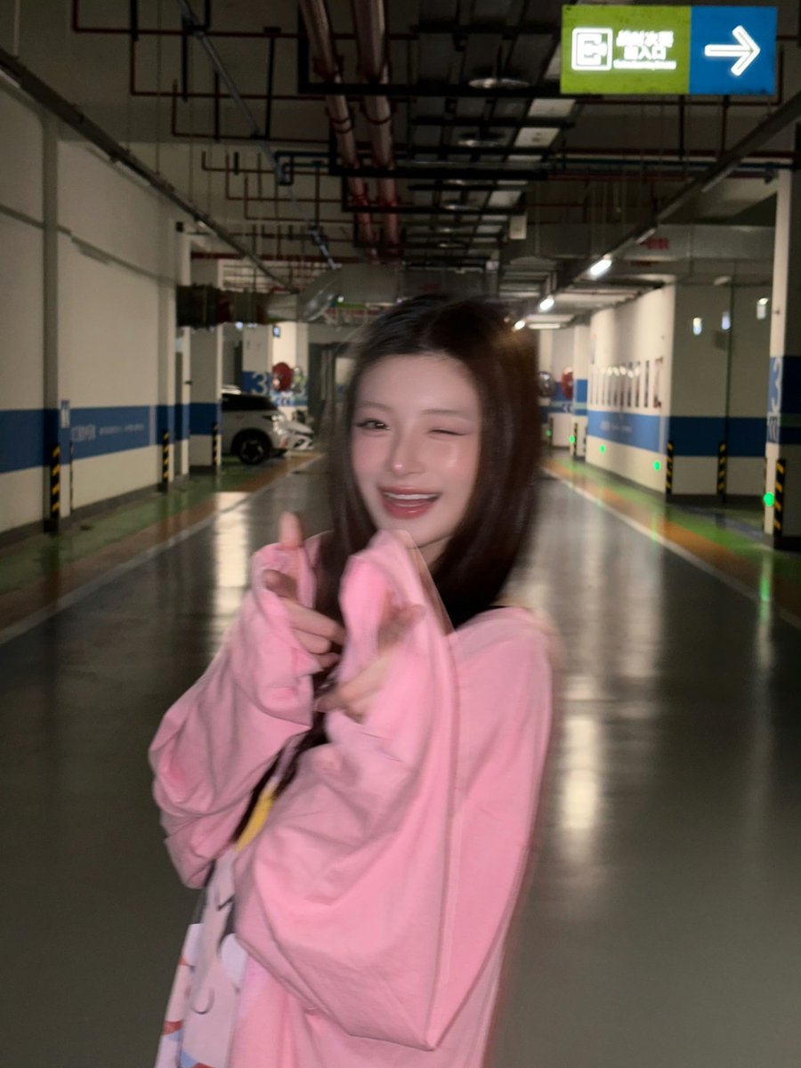 yiren pics tweet media