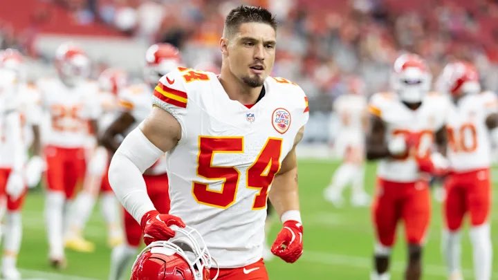 cincitysports1's tweet image. Day 2 of free agency has arrived!

The #Bengals had a fantastic start to the period yesterday. Signing S Bryan Cook and ED Boye Mafe. Today I would love to see them land LB Leo Chenal and DT DJ Reader. Need to keep the momentum rolling today! #whodey