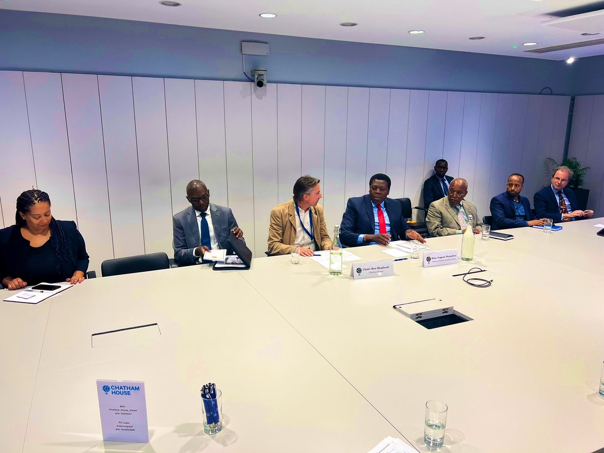 DAP_Kenya's tweet image. #ThrowbackTuesday to 27 June 2022, The Party Leader @EugeneLWamalwa delivered a keynote address at @ChathamHouse, London on Security in East Africa. Kenya’s Defense Priorities and Regional Role, highlighting Kenya’s pivotal role as a stabilizing force in the region.