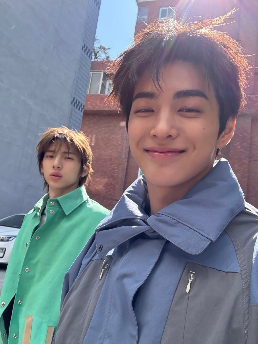 creortis's tweet photo. AKU TAU AKU TELAT, TAPI ANJAAAAYY COKKKKK https://t.co/rHXKzh55gL