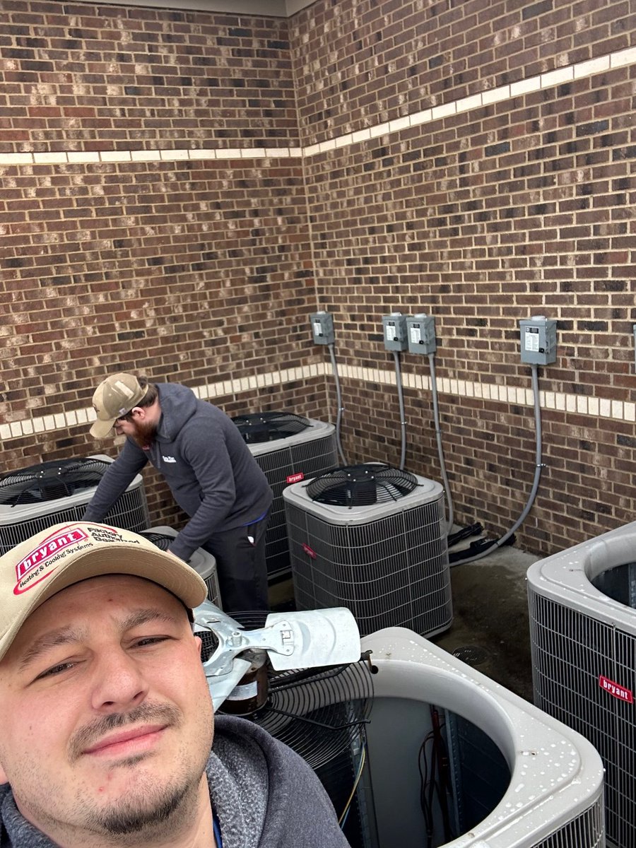 GraTac8431514's tweet image. Trevor and Gavin our already out cleaning and tuning up AC units and heat pumps to get them ready for summer.
Routine maintenance keeps systems efficient and helps prevent breakdowns when the heat hits. Has your system had its tune-up yet?
#HVAC #ACMaintenance