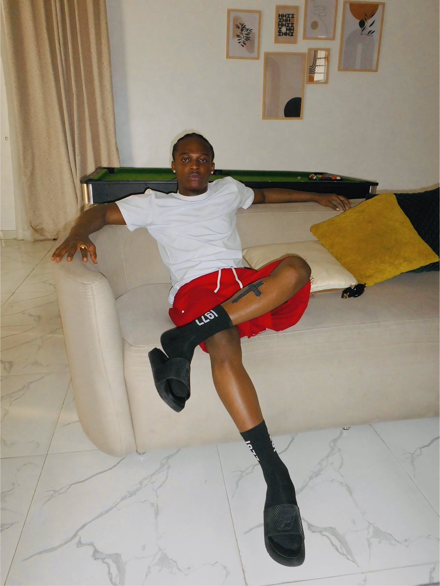 CODE REAL tweet media