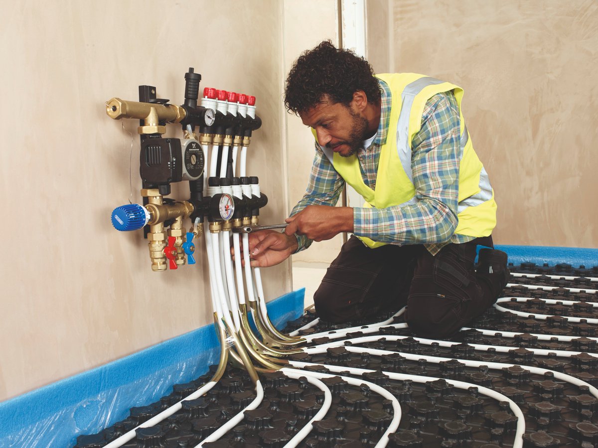 Tony Croke, explains why underfloor heating (UFH) is a valuable addition to any installer’s toolkit. To read the story in full visit: acrjournal.uk/heat-pumps/the…