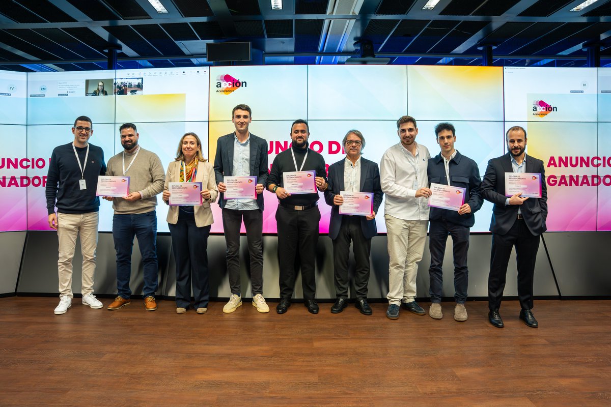 Redacción Médica tweet media