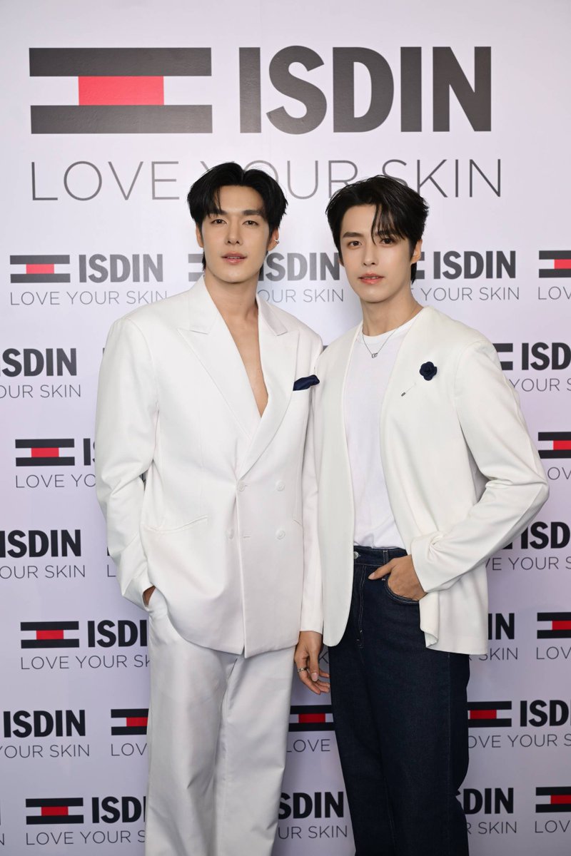 Entup2date's tweet photo. HACK BEAUTY LAB ผู้นำเข้าและจัดจำหน่ายแบรนด์เวชสำอางและสกินแคร์ชั้นนำระดับโลกในประเทศไทย ชวนผู้เชี่ยวชาญร่วมพูดคุยนวัตกรรมสกินแคร์ล่าสุดและเทรนด์ดูแลปกป้องผิวในยุค PM 2.5 

📨 https://t.co/ctGFqxFrFa

#HackBeautyLab 
#HackYourSkin
#ISDINThailand https://t.co/wjfN17O6w0