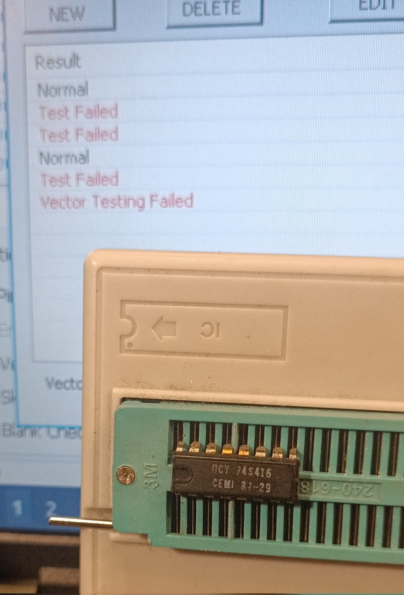 Retro Nora💾 tweet media