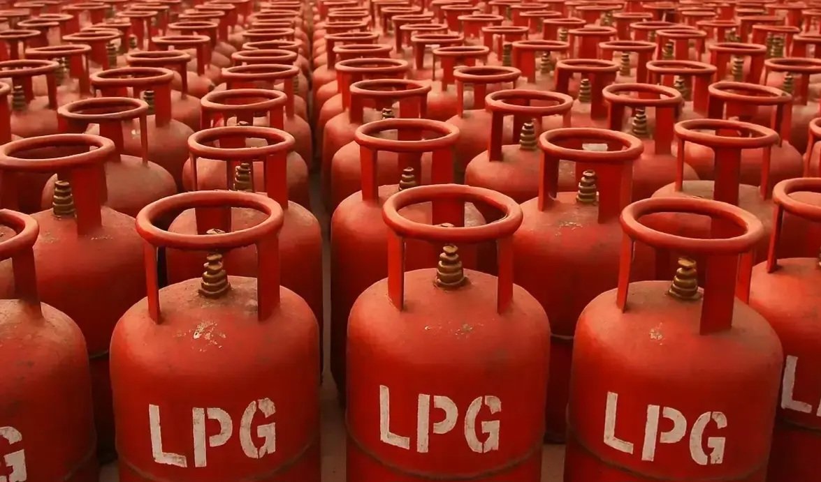 PulseNewsBreaking tweet media