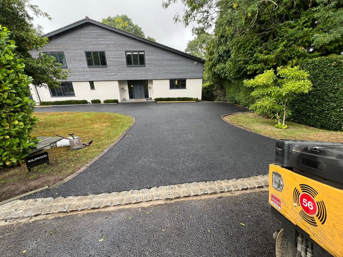 Crown Paving tweet media