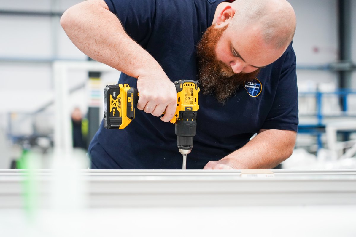 framexpress team tweet media