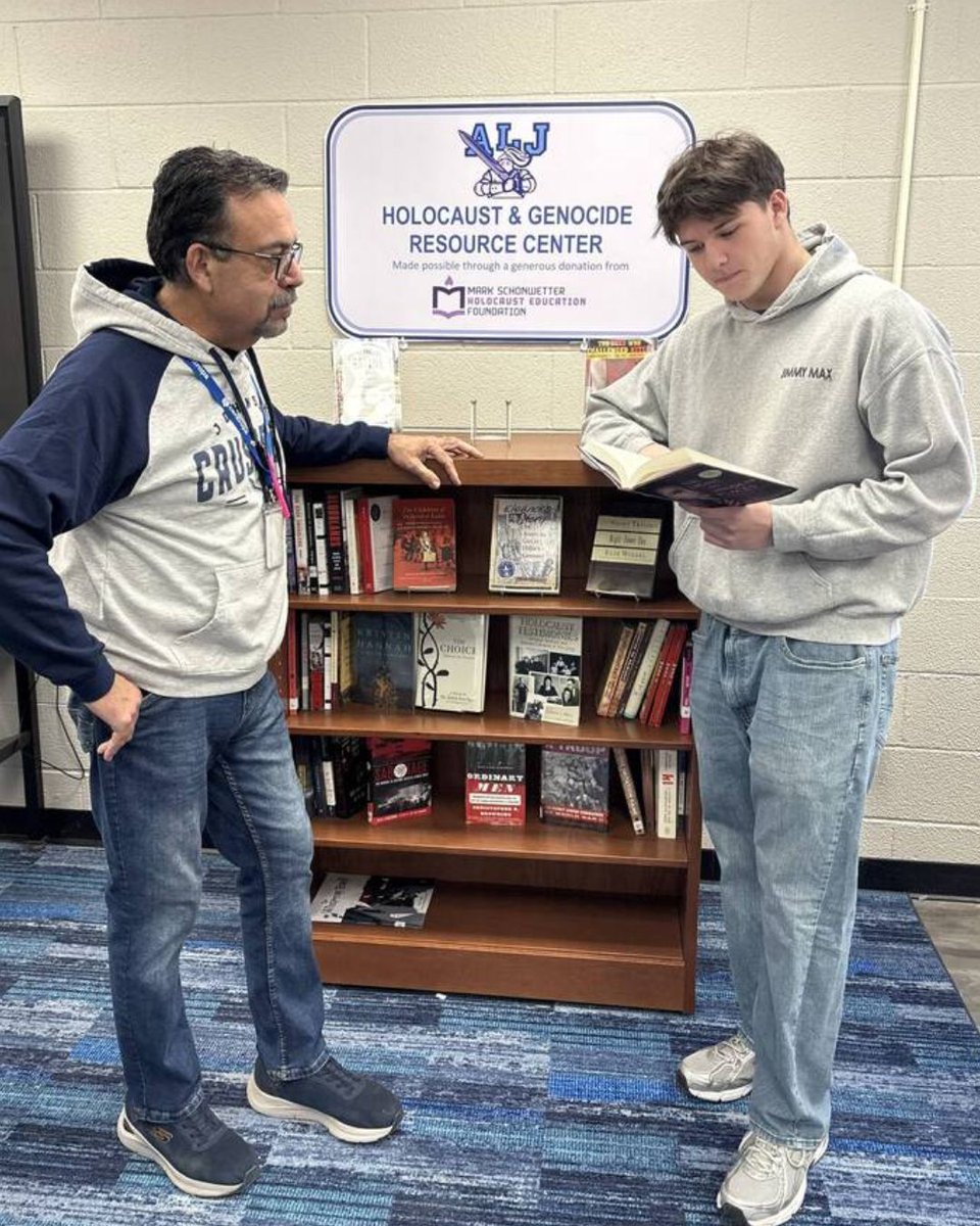 Mark Schonwetter Holocaust Education Foundation tweet media