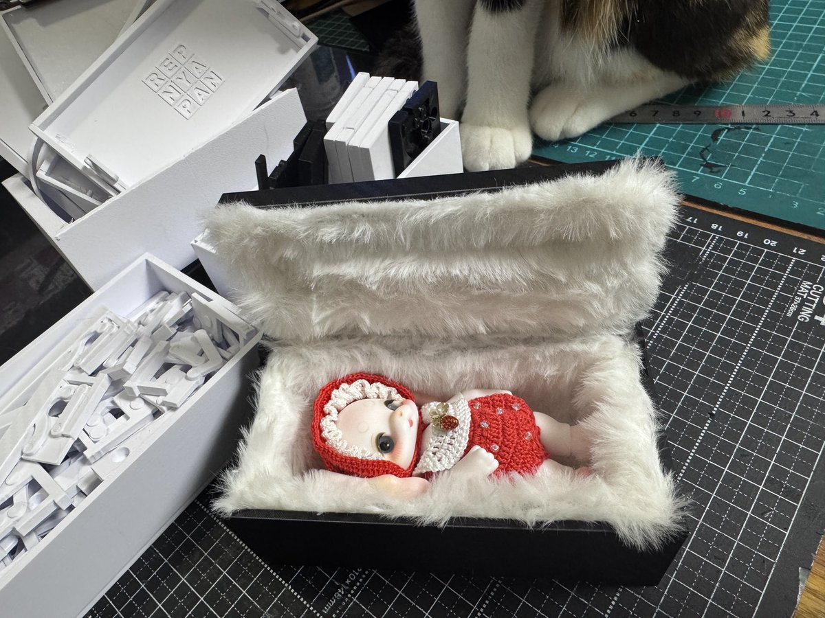 REPUBLIC OF NYAPAN tweet media