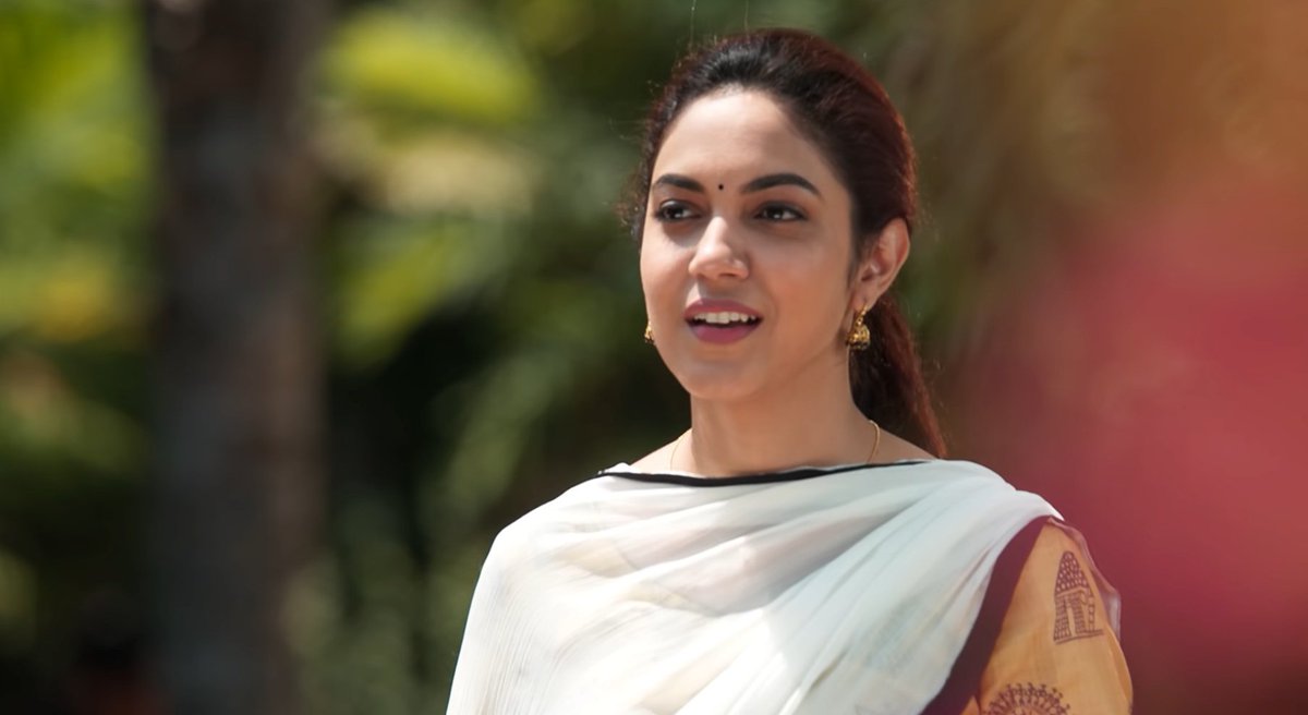 Aneesh_98's tweet photo. Happy Birthday, @riturv! 🎂
Your journey in cinema has been incredible,you continue to shine with every role. Your growth & dedication inspire us all! Wishing you even more success & happiness in the year ahead! 🌟
#RituVarma
#HappyBirthdayRituVarma
#HBDRituVarma https://t.co/Rbb8WqAAMe