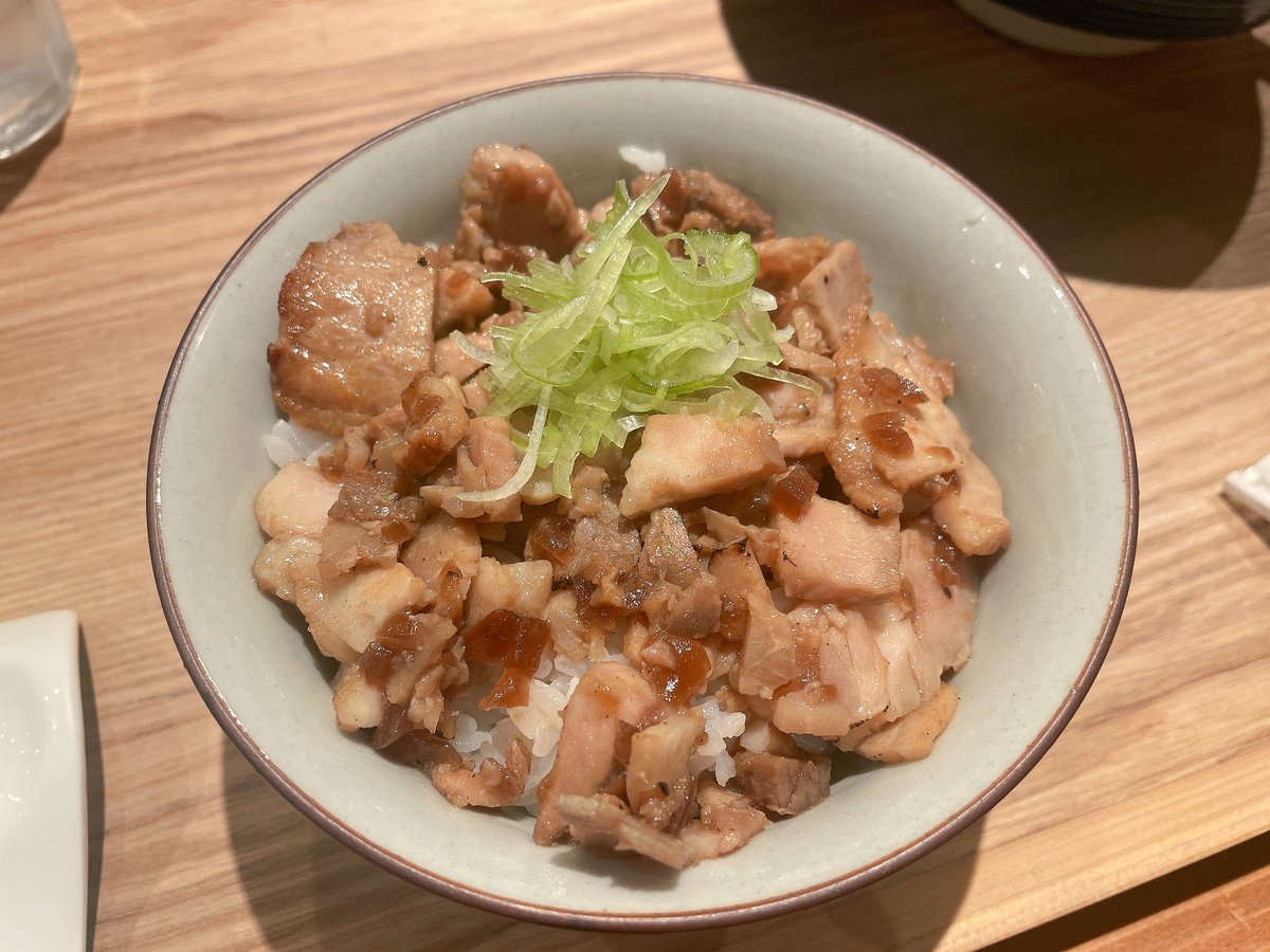 14.
ワンタン醤油らぁめん
まぶしご飯
@ 麺 ふじさき（亀戸）