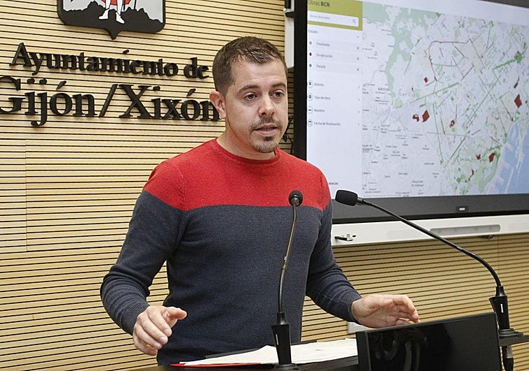 🗞 IU pide al Ayuntamiento de Gijón un portal informativo sobre las obras públicas en la ciudad.

🗣 Suárez Llana ( <a href="/jsllana/">Javier Suárez Llana</a> ): «Los vecinos quieren saber qué se está haciendo, cuál es el objetivo de la obra y cuáles son los plazos».

👇 <a href="/elcomerciodigit/">EL COMERCIO</a> 

elcomercio.es/gijon/iu-pide-…