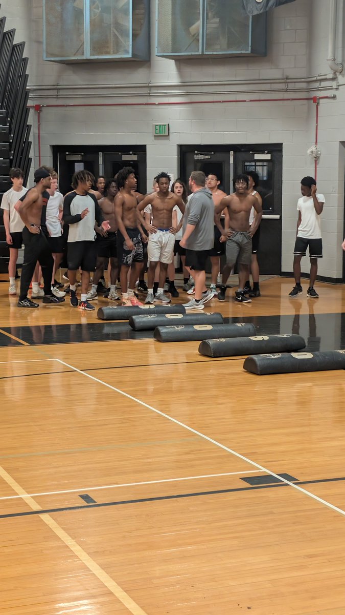 HOCO FOOTBALL tweet media