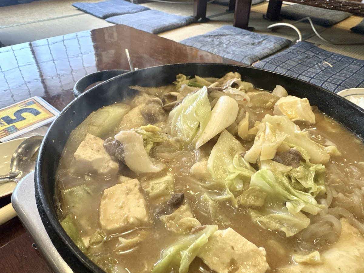 あおしま tweet media