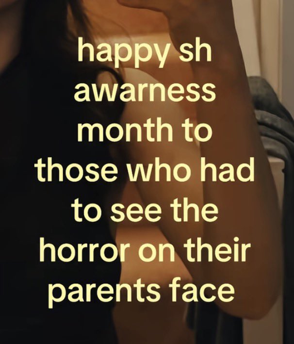 yo0__0shin's tweet image. my mom acts like nothing happened after she told me that my scars are the ugliest thing she ever seen