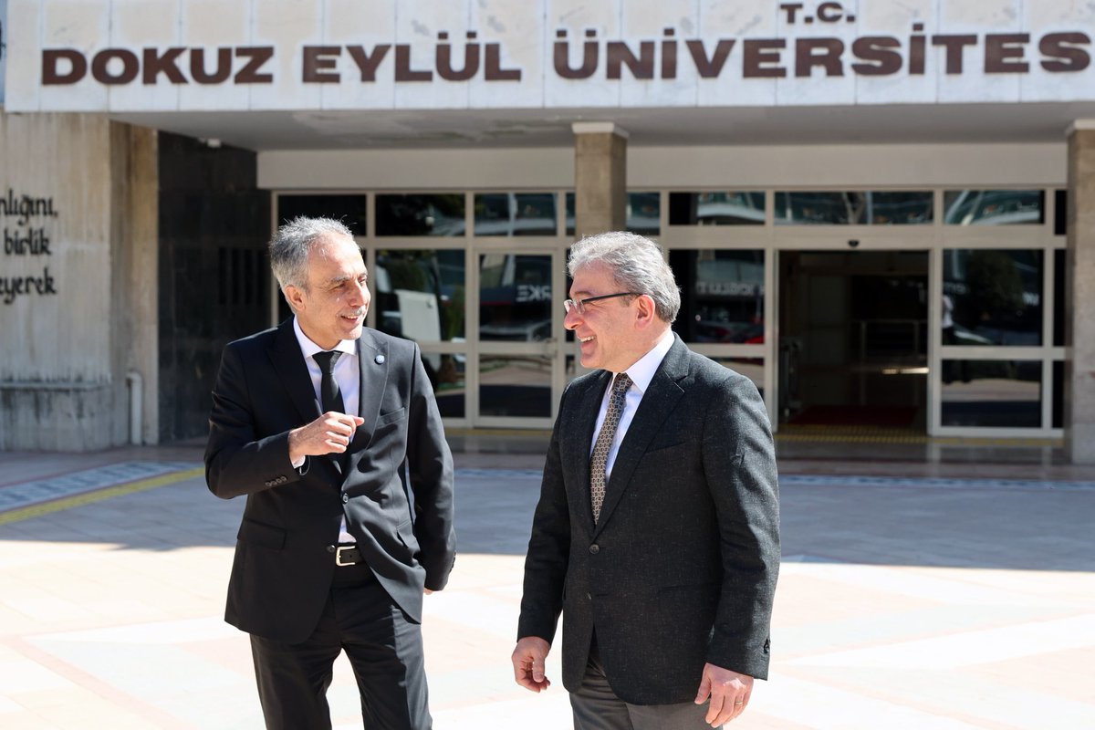 🤝 Ege Üniversitesi Rektörü Prof. Dr. Musa Alcı, Rektörümüz Prof. Dr. Bayram Yılmaz’ı makamında ziyaret etti. Nezaket çerçevesinde gerçekleşen ziyarette, iki üniversite arasındaki iş birliği imkânlarına ilişkin görüş alışverişinde bulunuldu.

#universitemDEU