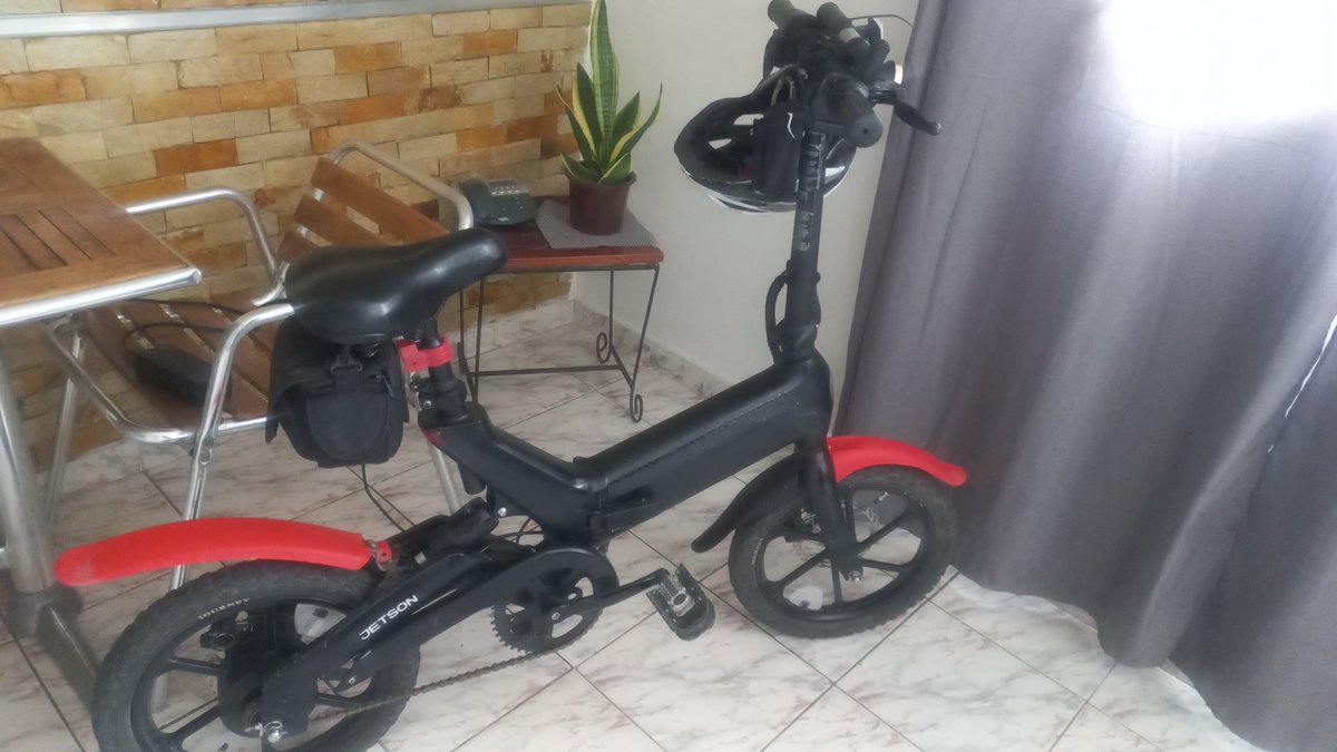 #Barquisimeto vendo bicicleta Eléctrica para recaudar lo que me falta del dinero, para costear gastos médicos y los lentes formulados , sin ellos no puedo trabajar ni manejar mi día a día. Rt y comparte para que llegue a quien la necesite🙏