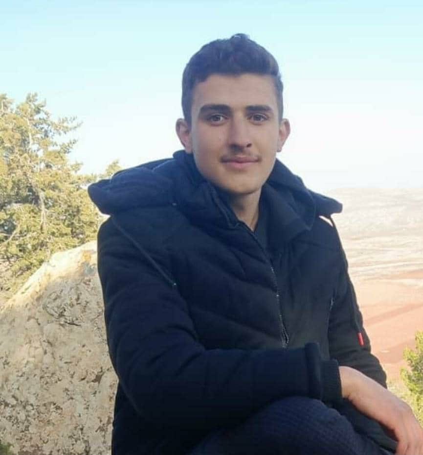 DruzeKnight's tweet image. Rayan Hatem Nader, born in 2005, was arrested today at the Immigration and Passports Directorate in #Damascus while attempting to collect his passport. The young man had applied for the passport in hopes of traveling to support his family, as he is their sole provider following