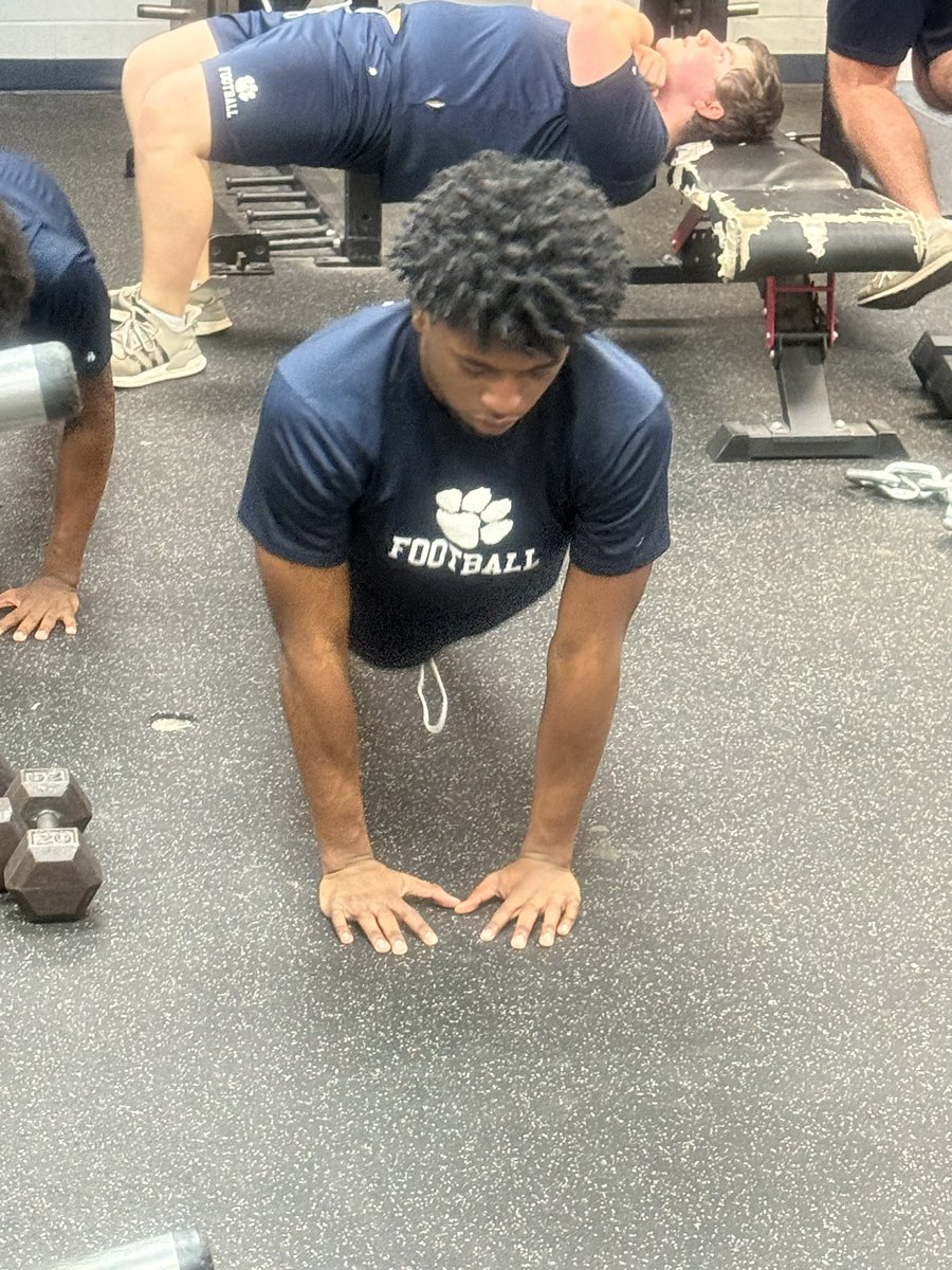 Dunwoody Football tweet media