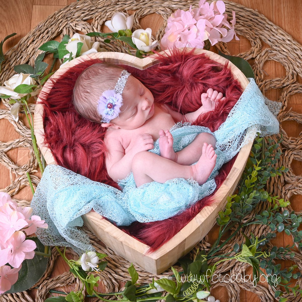 GranadaBaby's tweet photo. Preciosas sesiones fotográficas 📷 Si quieres más info solicita en https://t.co/kcpDzcfqE1 #Granada #FotoBabyGranada #NewBorn #Estudio #Bebes #FelizMartes #Martes #ComercioLocal https://t.co/c1iHuXFqG1