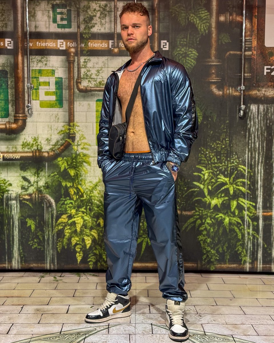 prollspain's tweet photo. Last Darklands night outfit by Nuuk X @twinkx_official https://t.co/fmdTnQGH4V