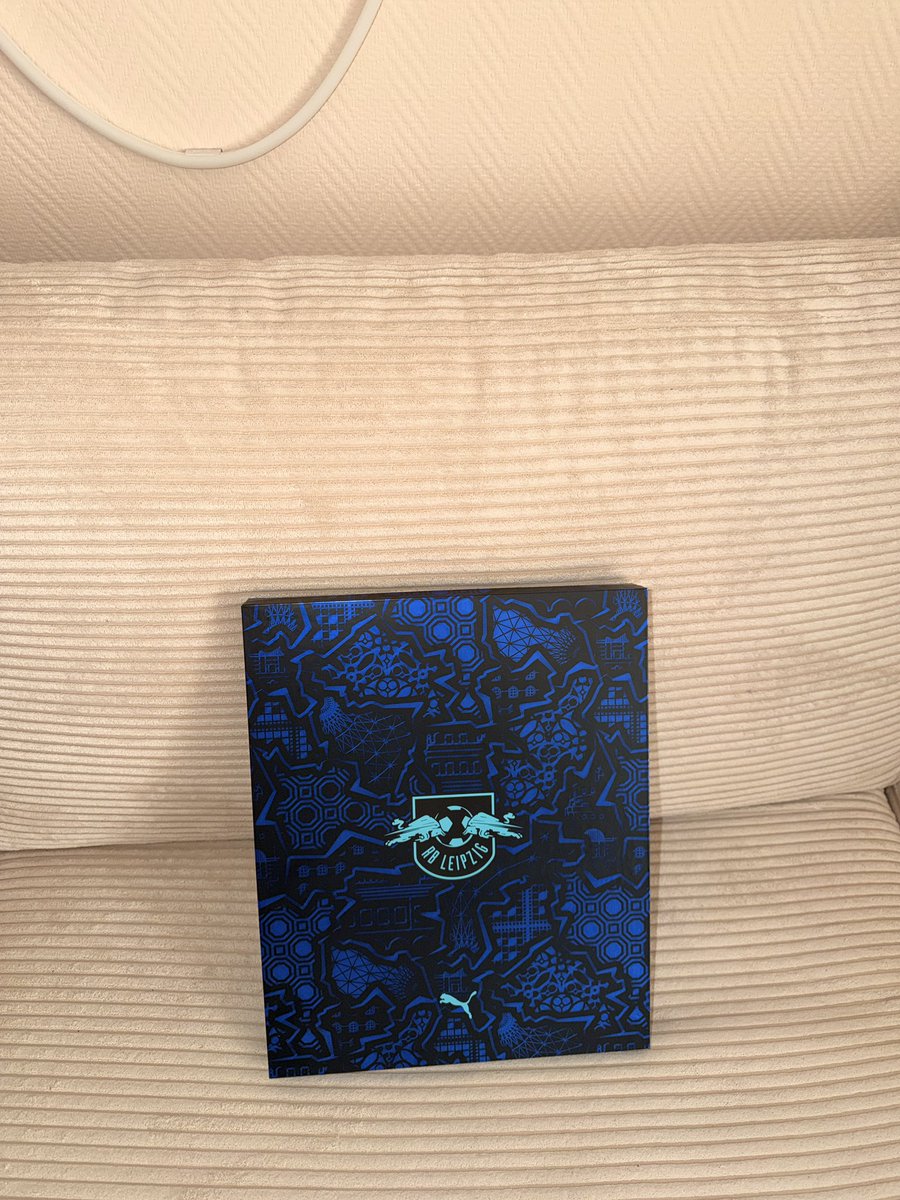 Rasenballer tweet media