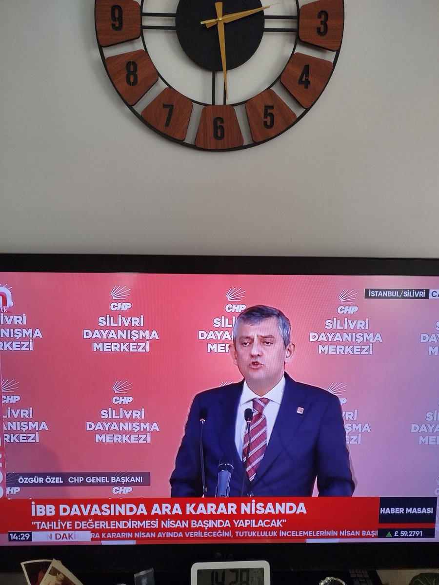 "Arsızla başedilmez, her boka bir bahanesi olur" dedikleri bu olsa gerek...!!