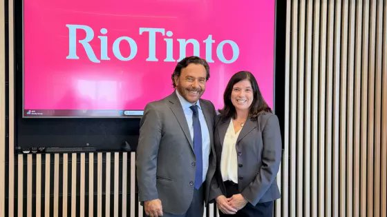 #Salta | En Nueva York, Sáenz anunció el inicio de las exportaciones de litio de Rio Tinto desde Salta con el proyecto Rincón

Los gobernadores de la Mesa del Litio se reunieron con directivos de la compañía minera

👉 bumnews.com.ar/en-nueva-york-…