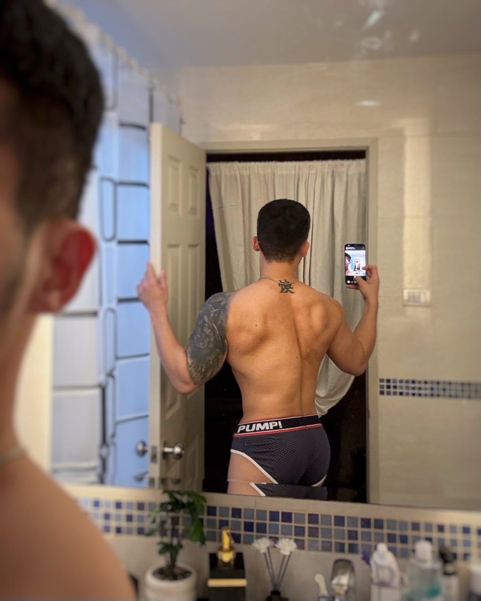 Hey_Danny tweet media