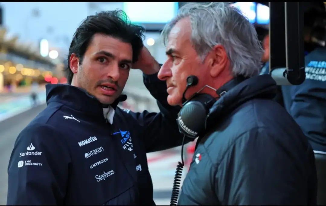 AudiSport27's tweet photo. 🚨 DID YOU KNOW: Carlos Sainz father begged Carlos to take the Audi deal. He believed Audi were far better suited to the new regulations. Carlos chose Williams instead. Williams finished 43 seconds behind Audi in Australia.

He was seen examining the R26 throughout the weekend. https://t.co/VXSivd44NC
