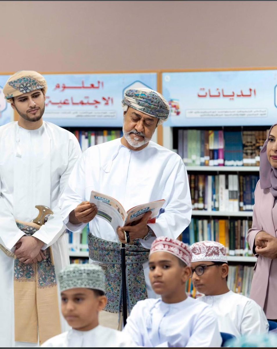 al_oufinasra's tweet photo. بمناسبة اليوم العربي للمكتبة
أتقدّم بخالص التهنئة والتقدير إلى جميع أخصائيي مراكز مصادر التعلّم والمكتبيين، تقديرًا لجهودهم المخلصة في نشر المعرفة وتعزيز ثقافة القراءة، ودورهم المهم في بناء مجتمع واعٍ قائم على العلم.١٠مارس والمعرفة.#اليوم_العربي_للمكتبات https://t.co/qfIUuyrBLZ