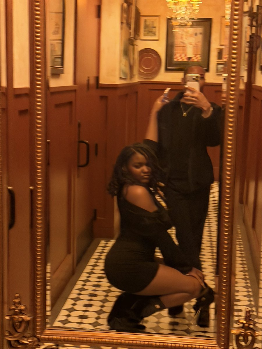 shonmullaa's tweet photo. It was my homegirl birthday yesterday #March9th 💕 https://t.co/gSOSk87p4I