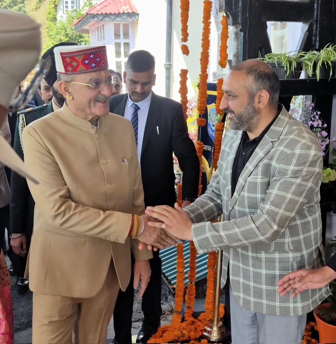 Karan Nanda tweet media