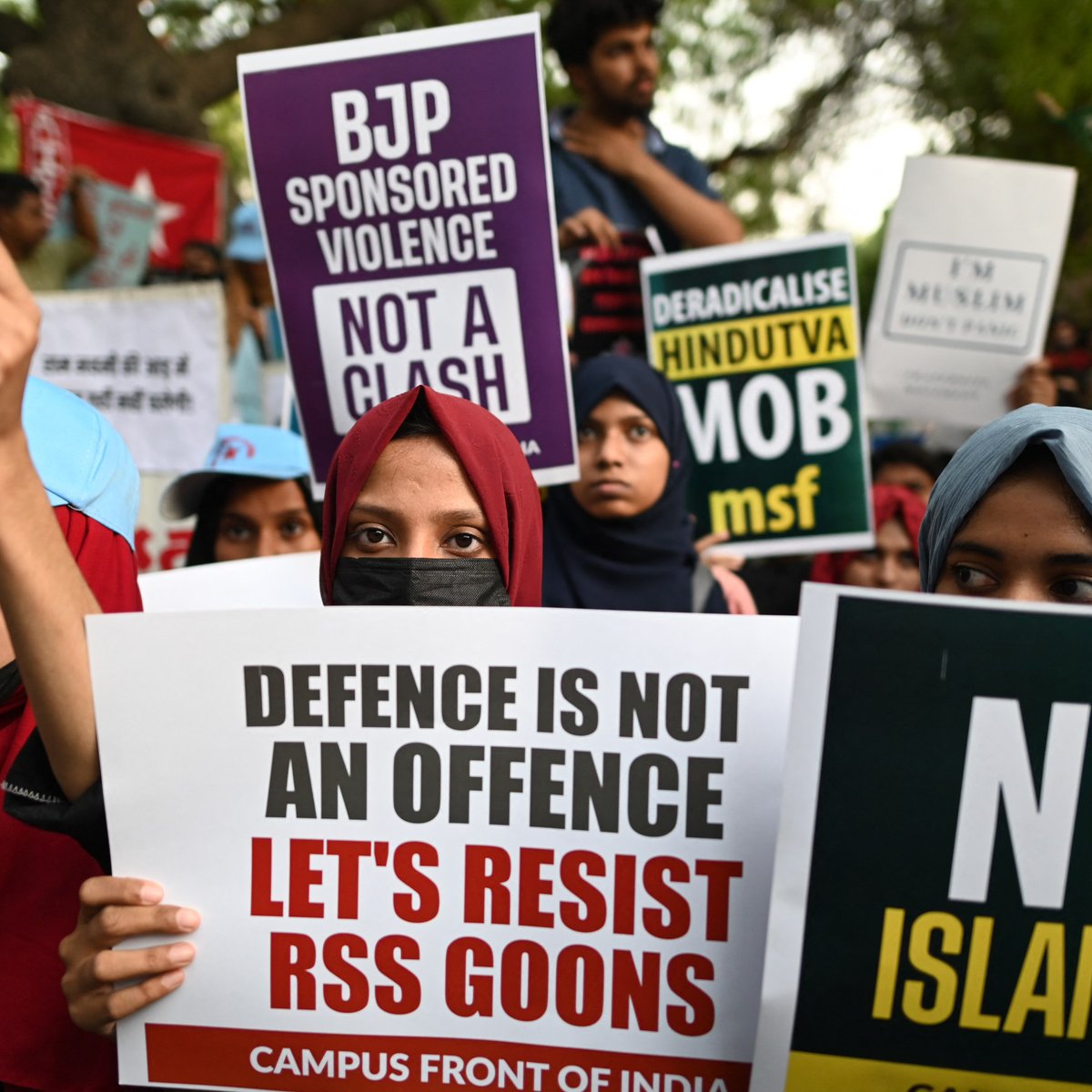 SiyasiAinak's tweet image. One day, 11 incidents: Reports expose relentless attacks, lynchings &amp;amp; hate crimes against minorities in India. Modi’s Hindutva rhetoric masks brutal reality—200M+ Muslims &amp;amp; others live in fear. #HindutvaPersecution #ModiIndia #MinoritiesInIndia