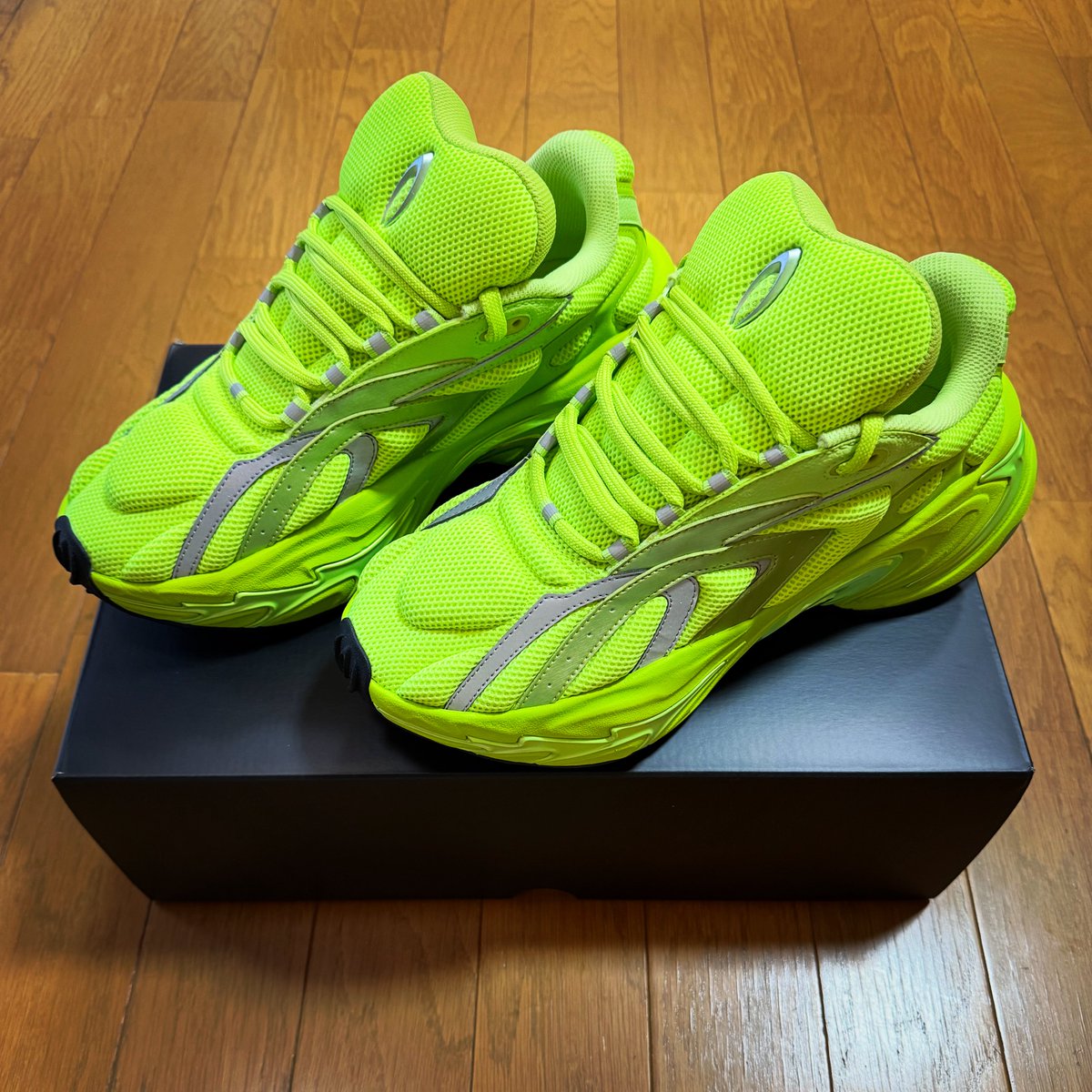sneakermafia777's tweet photo. TYPE VARIOUS ZERO ACID GREEN GOT’EM👟✨

typevarious 👑

#typevarious 
#zero 
#acidgreen 
#asapbari 
#asapmob https://t.co/syumWqTArJ